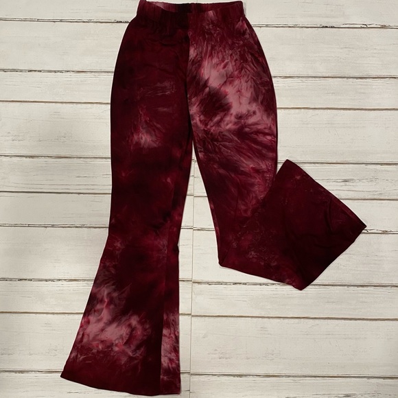 Fashion Nova stretch pants - Picture 2 of 7